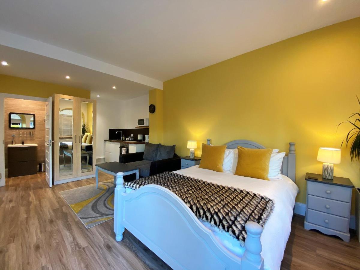 Harlestone Retreat (Adults Only) Hotel Northampton Eksteriør billede